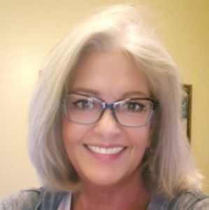Meet your Posher, Julie